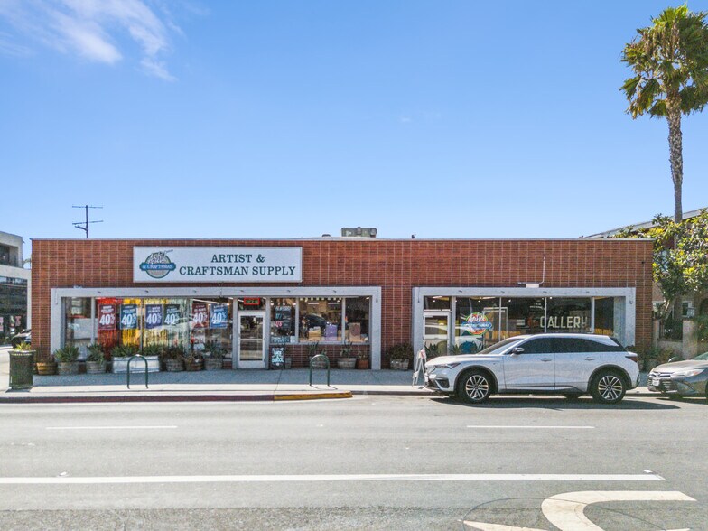 More Photos Of 3804-3806 4th Ave, San Diego Storefront For Lease