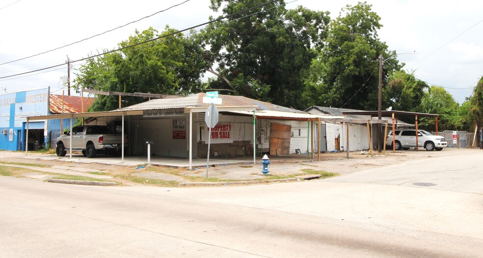More Photos Of 2405 Tidwell Rd, Houston Freestanding For Sale