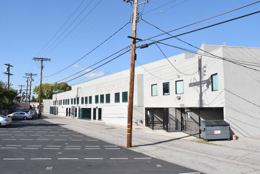 More Photos Of 4111 Lankershim Blvd, North Hollywood Loft Creative Space For Sale