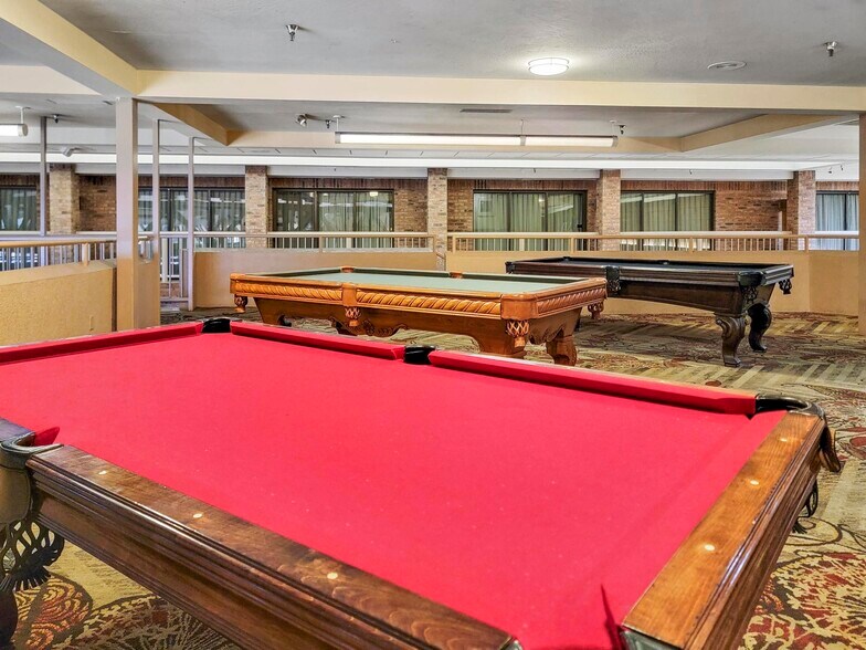 More Photos Of 850 S Bluff St, St George Hotel For Sale