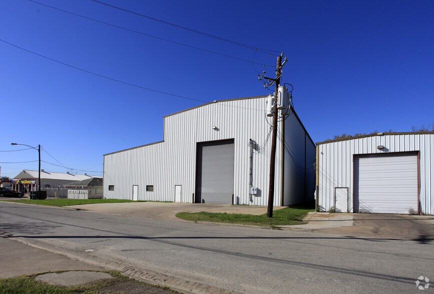 More Photos Of 1212 Center St, Pasadena Warehouse For Sale