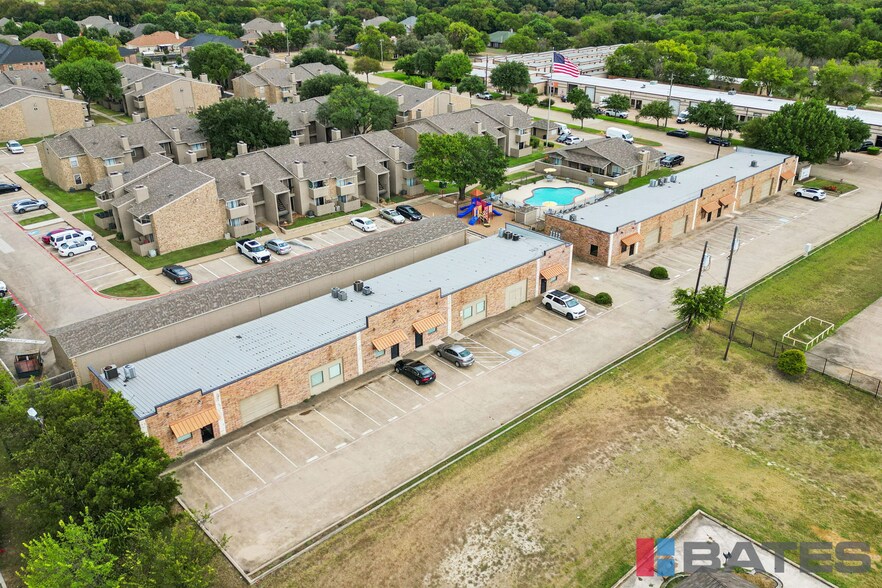 More Photos Of 198 Brothers Blvd, Red Oak Flex For Sale