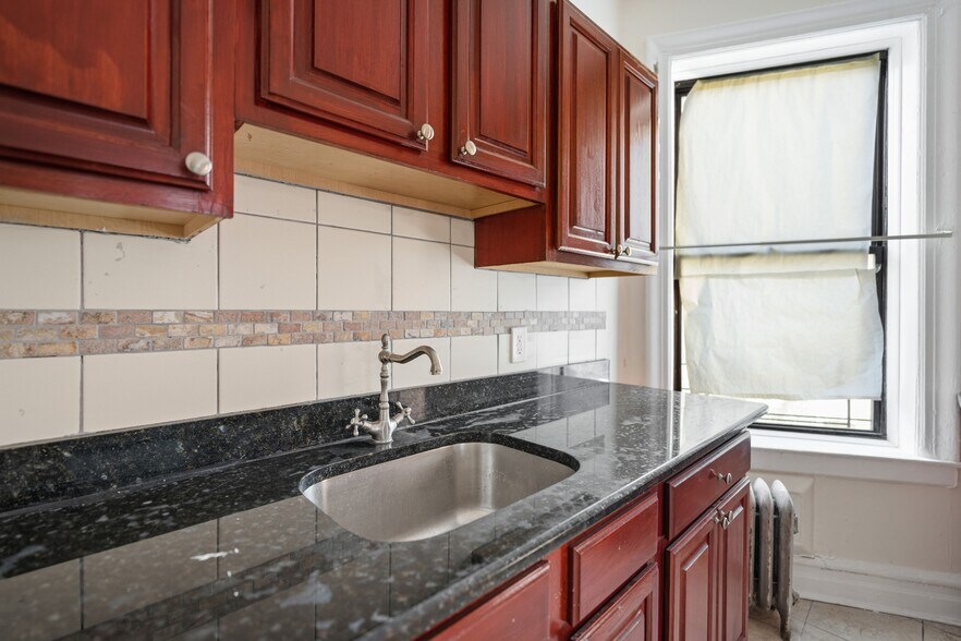 More Photos Of 596 Wyona St, Brooklyn Apartments For Sale