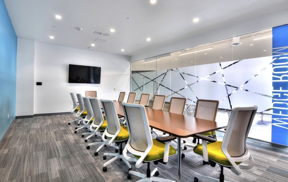 More Photos Of 1230 Rosecrans Ave, Manhattan Beach Office For Lease