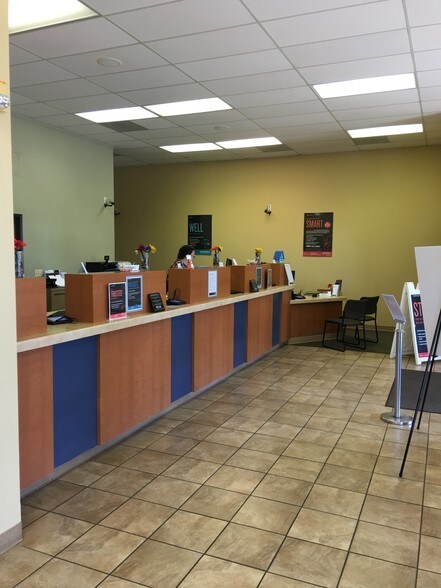 More Photos Of 800 W Harris St, Eureka Unknown For Lease