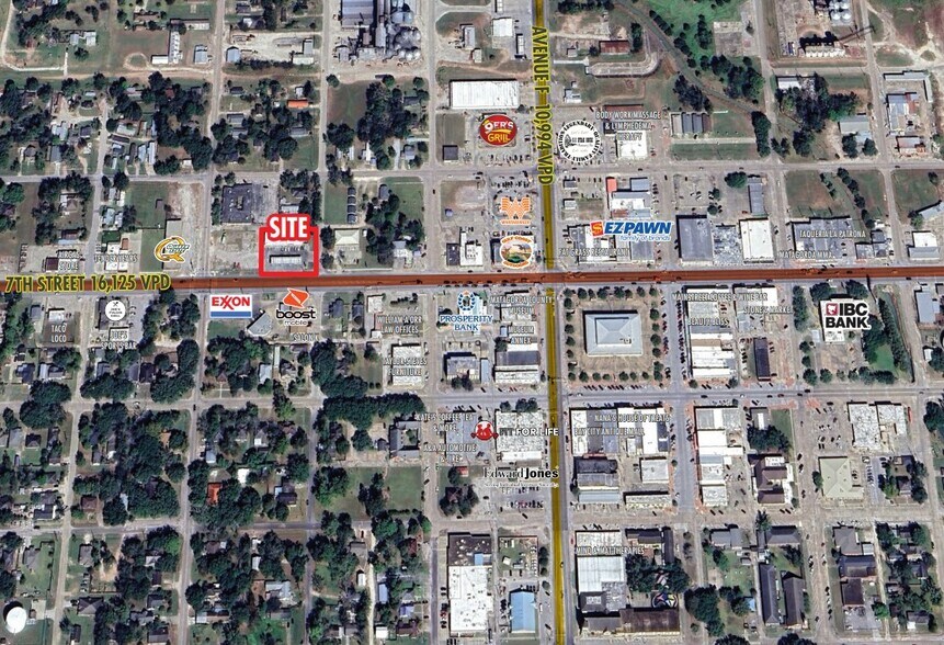 More Photos Of 1417 7th St, Bay City Storefront For Lease
