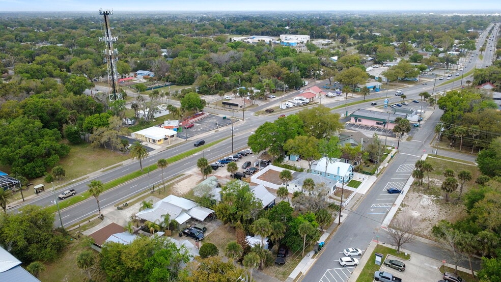 More Photos Of 324 N Orange St, New Smyrna Beach Multifamily For Sale