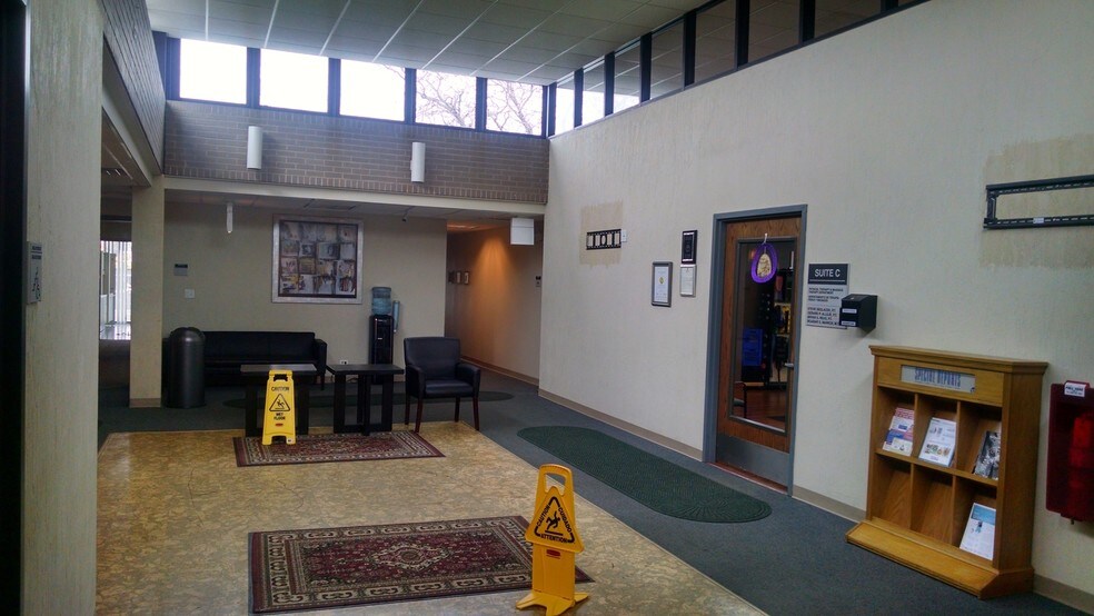 More Photos Of 2715 N Central Ave, Chicago Medical For Sale