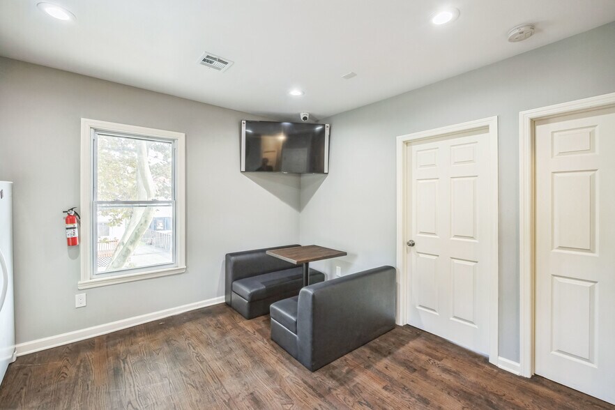 More Photos Of 541 Union Ave, Paterson Storefront Retail Residential For Sale