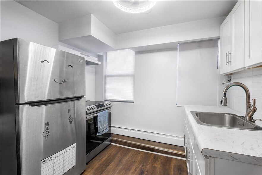 More Photos Of 97 Waverly St, Yonkers Apartments For Sale