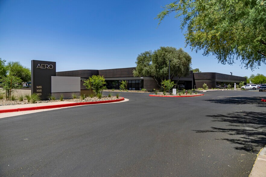 Primary Photo Of 14455 N Hayden Rd, Scottsdale Light Distribution For Sale