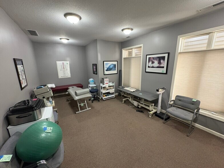 More Photos Of 10534-10536 Coldwater Rd, Fort Wayne Office For Lease