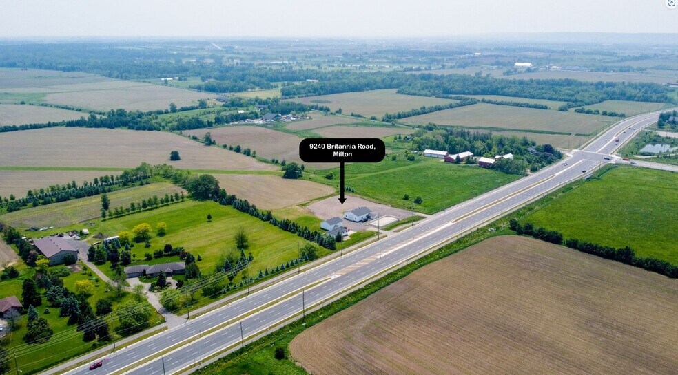 More Photos Of 9240 Britannia Rd, Milton Flex For Lease