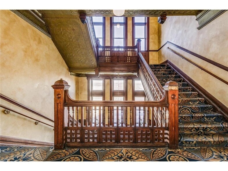 More Photos Of 200 N Concord Exchange, South Saint Paul Lodge Meeting Hall For Sale