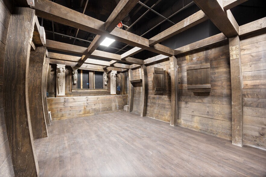 More Photos Of 59 E Van Buren St, Chicago Apartments For Lease