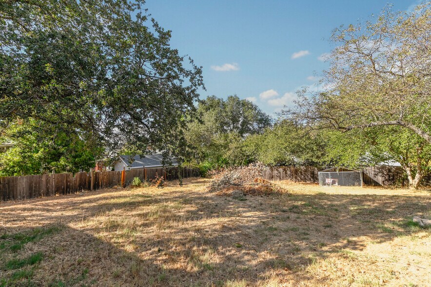 More Photos Of 68 Church Hill Rd, San Andreas Flex For Sale