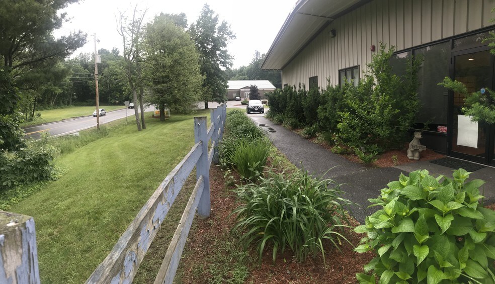 More Photos Of 1 Beverly Dr, Sterling Storefront For Sale