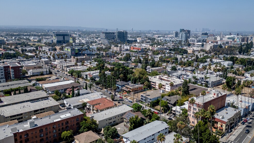 More Photos Of 1852 N Wilton Pl, Los Angeles Apartments For Sale