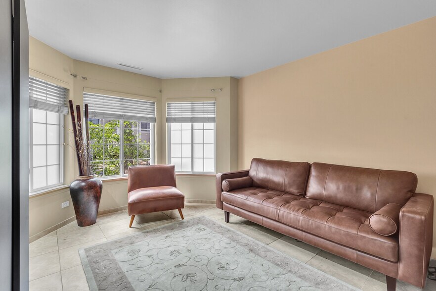 More Photos Of 1-100 N Macgillis Dr, Round Lake Apartments For Sale