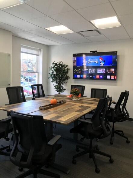 More Photos Of 4315 50th St NW, Washington Coworking Space