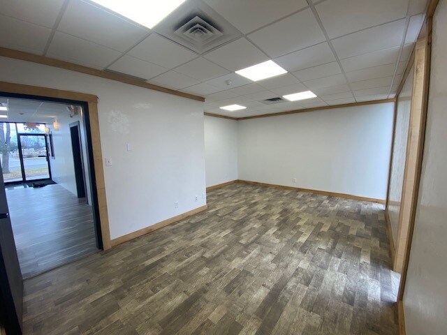 More Photos Of 8420 South Ave, Youngstown Manufacturing For Sale