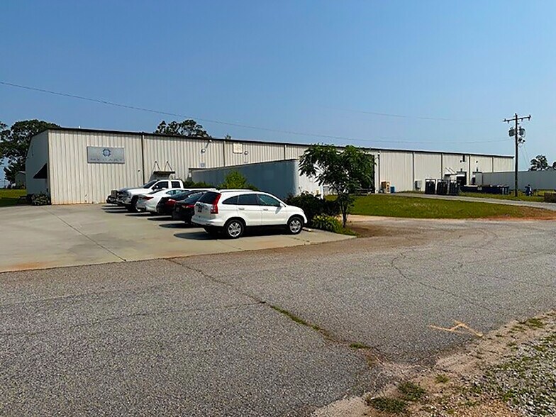 Primary Photo Of 208 Old Fork Shoals Rd, Greenville Warehouse For Lease