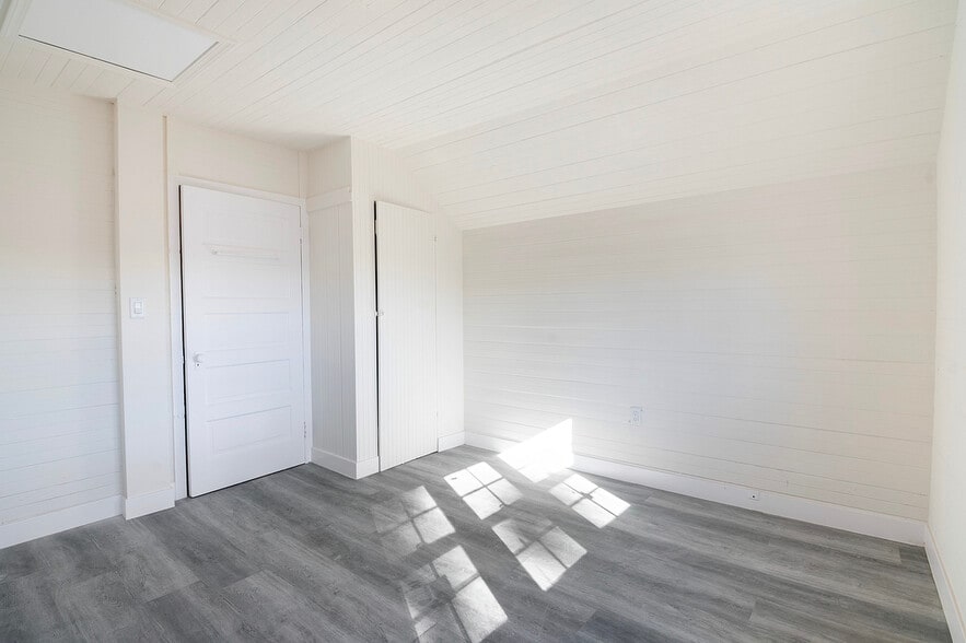 More Photos Of 1732 N Wilton Pl, Los Angeles Apartments For Sale