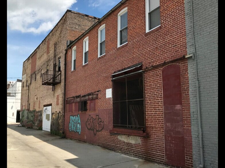 More Photos Of 100-102 E Lafayette Ave, Baltimore Flex For Lease