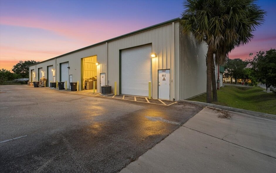 More Photos Of 6600-6612 26th Ct E, Sarasota Warehouse For Sale