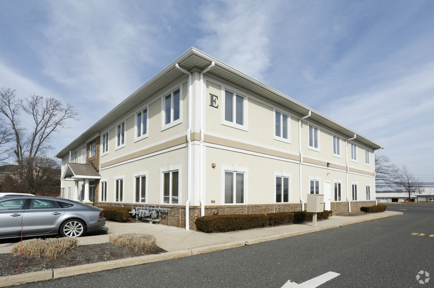 Primary Photo Of 1973 State Route 34, Wall Township Office For Lease