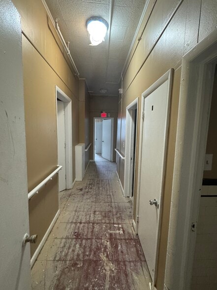 More Photos Of 2449 Shirley Ave, Baltimore Flex For Sale