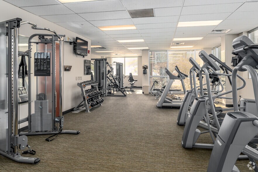 More Photos Of 5 Capital Dr, Harrisburg Office For Sale