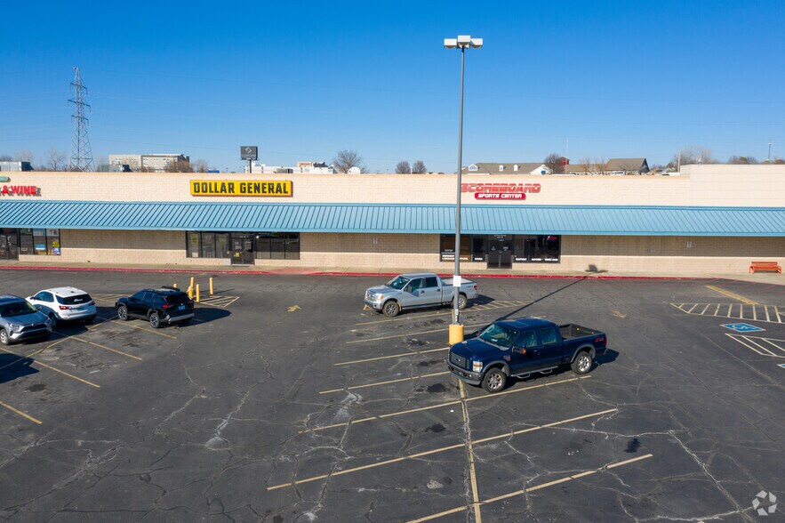 More Photos Of 8787 N Owasso Expy, Owasso Unknown For Lease