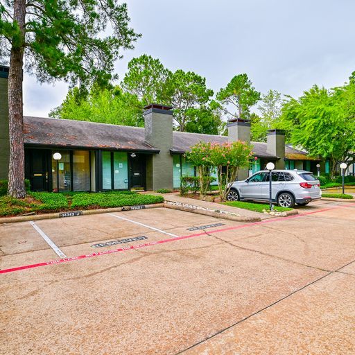 More Photos Of 14339 Torrey Chase Blvd, Houston Loft Creative Space For Lease