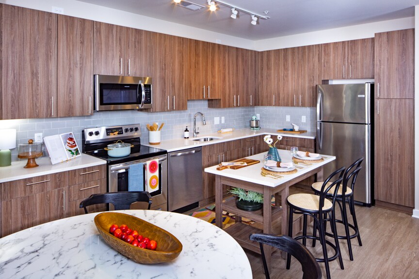 More Photos Of 2803 Poag St, Alexandria Apartments For Lease