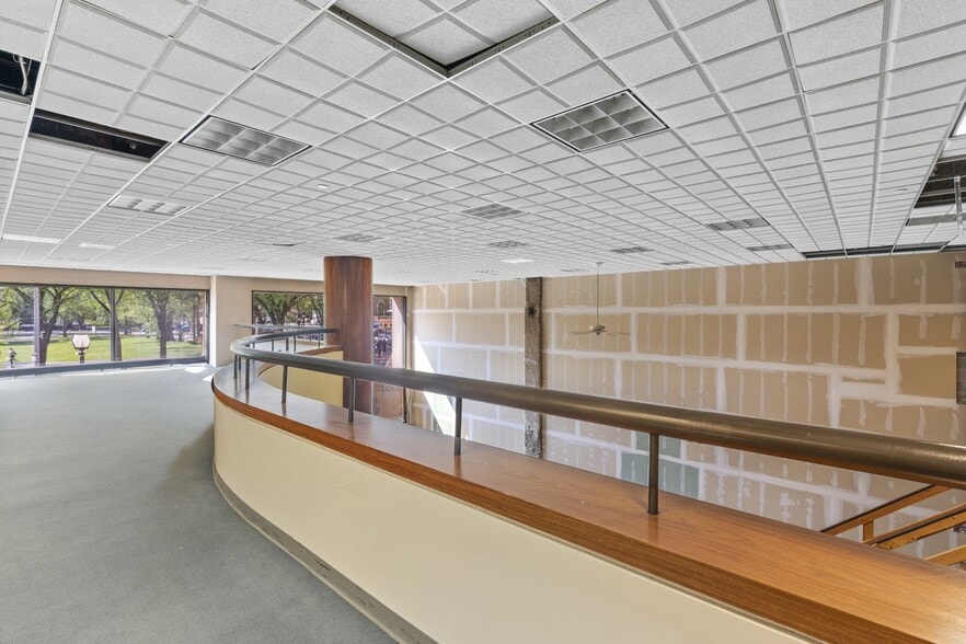 More Photos Of 195 Church St, New Haven Office For Lease