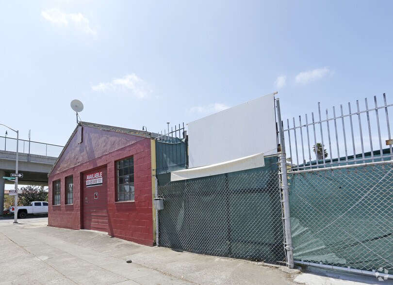 More Photos Of 905 N Amphlett Blvd, San Mateo Warehouse For Lease