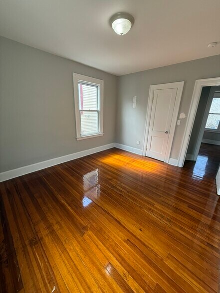More Photos Of 76 Ridge St, New Haven Multifamily For Sale