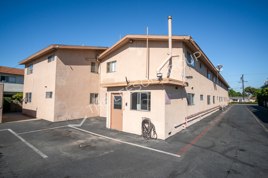 More Photos Of 6430 Crescent Ave, Buena Park Apartments For Sale