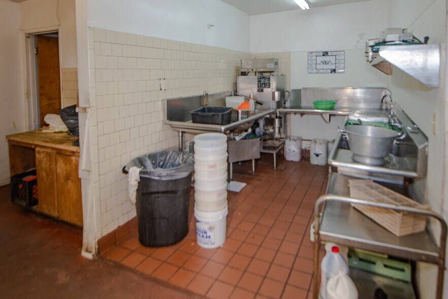More Photos Of 112 N A St, Lompoc Restaurant For Sale