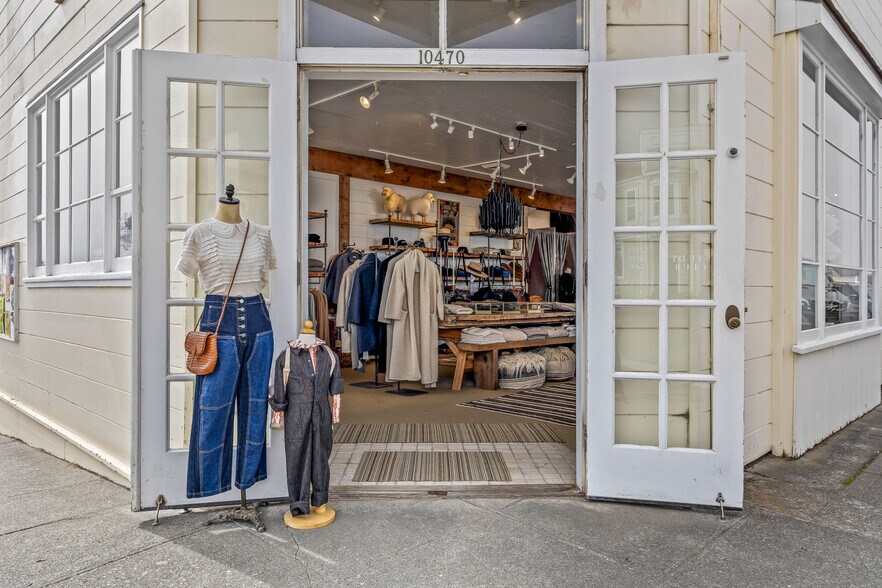 More Photos Of 10470 Lansing St, Mendocino Storefront For Sale