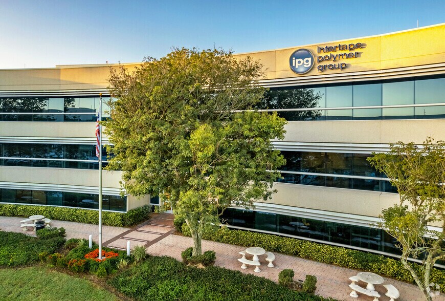 More Photos Of 100 Paramount Dr, Sarasota Office For Sale