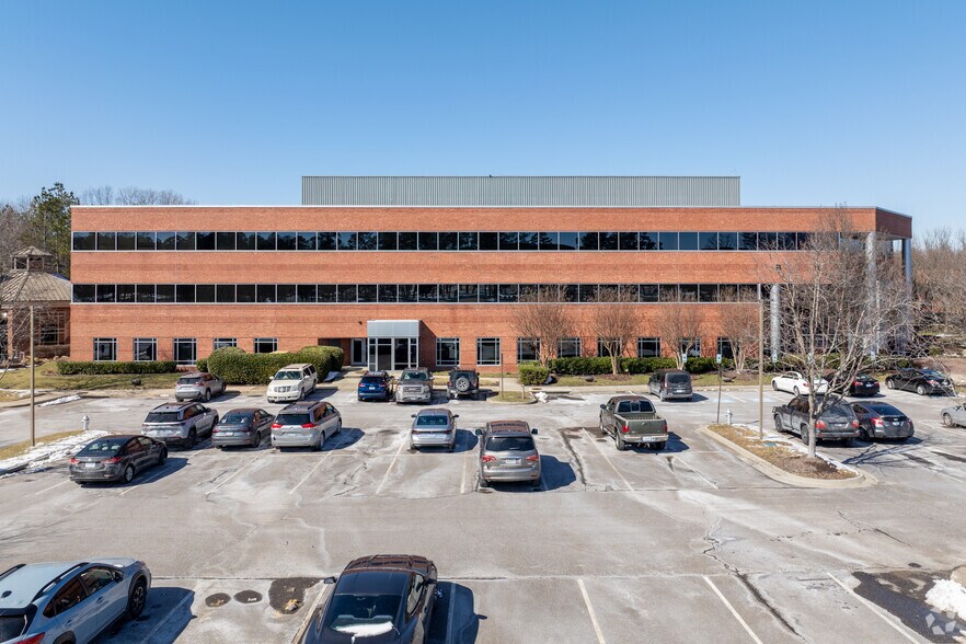 More Photos Of 4860 Cox Rd, Glen Allen Office For Lease