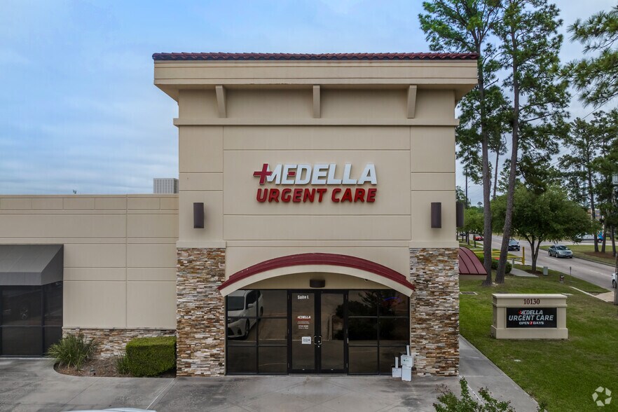 More Photos Of 10130 Louetta Rd, Houston Office For Sale