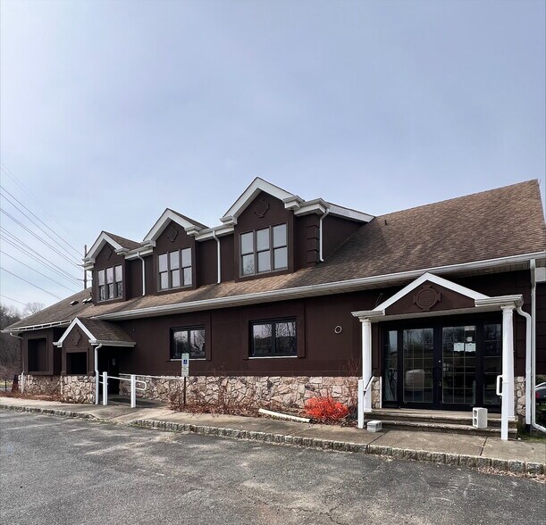 More Photos Of 47 Tennent Rd, Morganville Restaurant For Sale