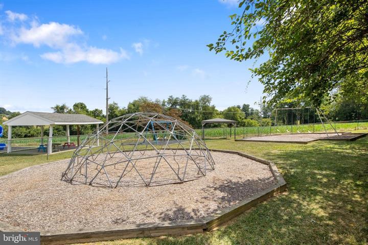 More Photos Of 35 Kirkland Dr, Red Lion Daycare Center For Sale