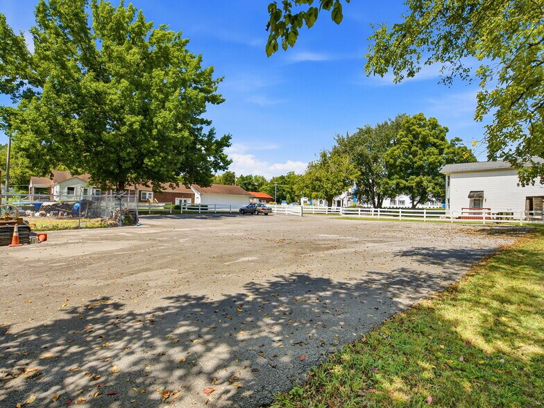 More Photos Of 1063 Louisville Hwy, Goodlettsville Flex For Sale