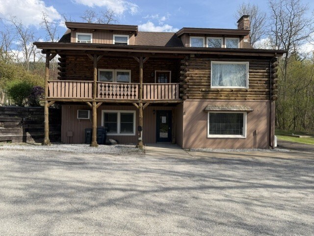 More Photos Of 30 Industrial Ln, Mendon Office Residential For Lease