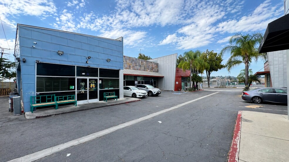 More Photos Of 333 W Garvey Ave, Monterey Park Storefront Retail Office For Sale