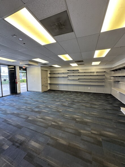More Photos Of 29 N Federal Hwy, Hallandale Beach Freestanding For Lease